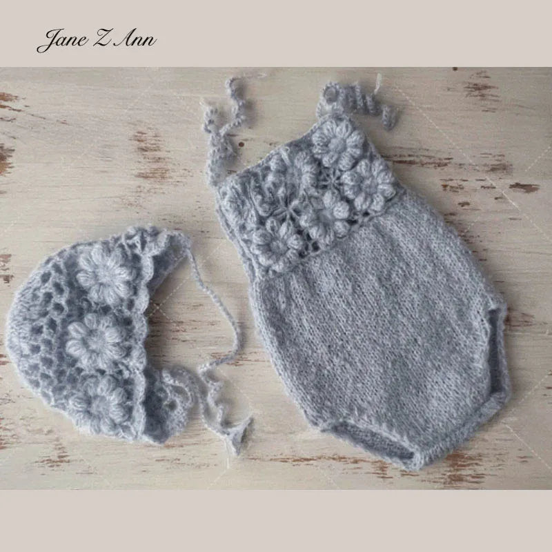 New-born Crochet Hat & Onesie Set – Handmade Photo Shoot Outfit
