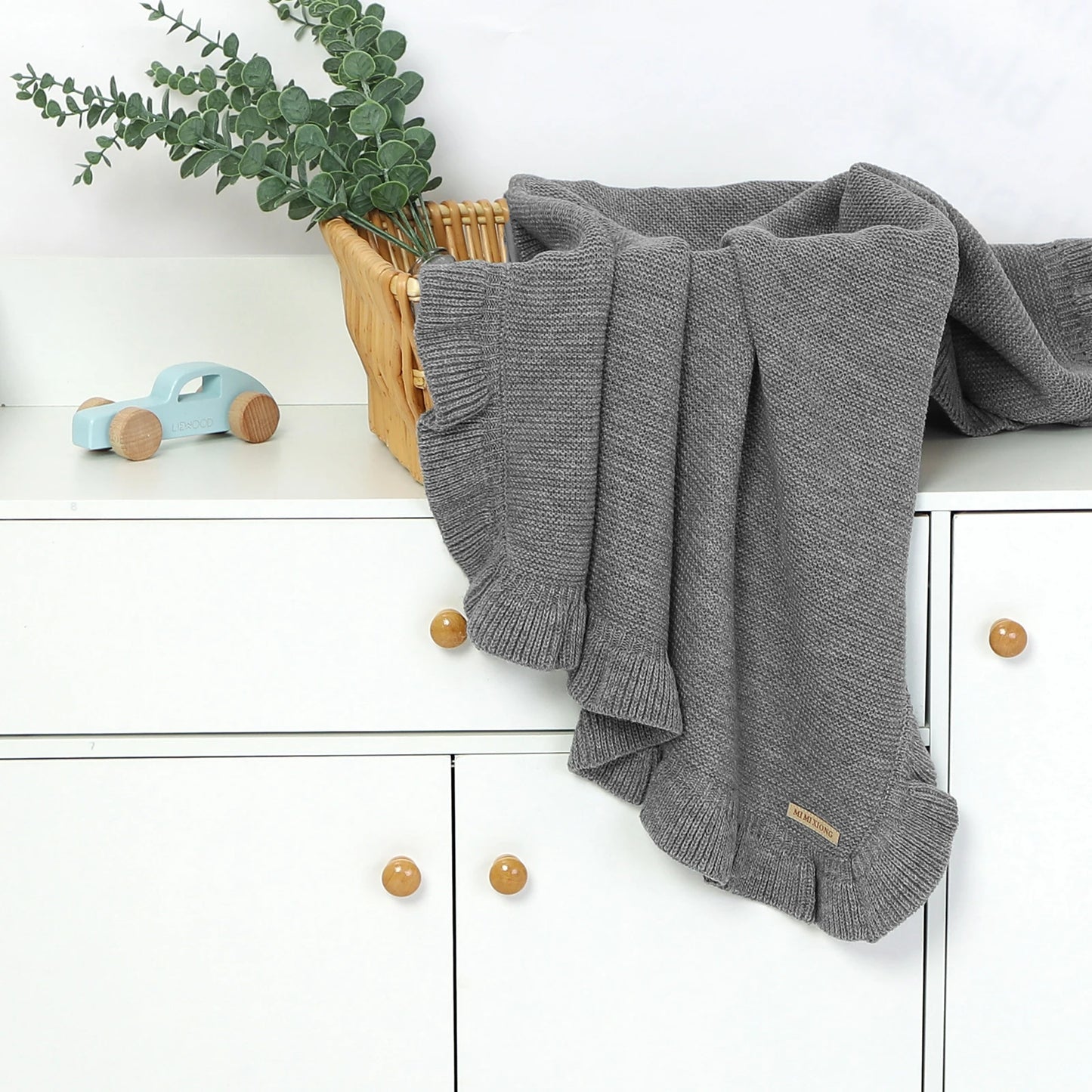 Knitted Baby Swaddle Blanket for New Born Babies Accessories Ruffle Stroller Blanket Bedding items Infant Nap Bed Cover