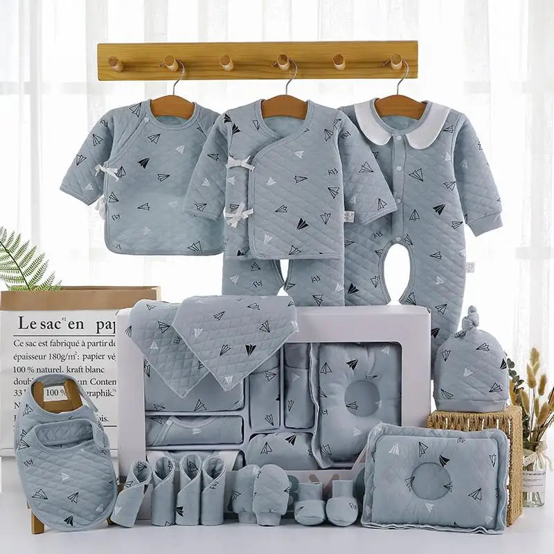 18/22-Piece Newborn Baby Set – Pure Cotton Unisex Clothing (0–6M)