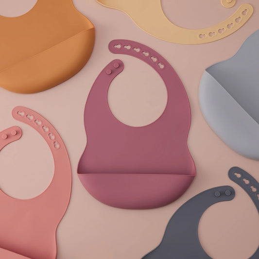 1PCS Colorful Baby Bib Adjustable Waterproof Silicone Feeding Bib BPA Free Newborn Drool Bib Soft Saliva Towel Kids Essentials