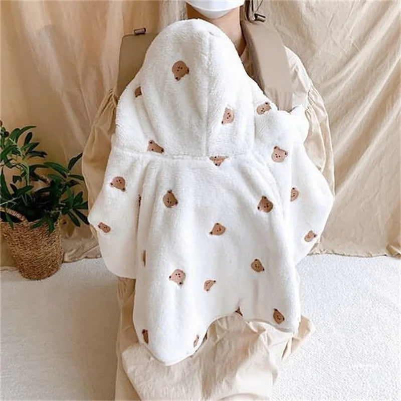 2023 Winter Baby Hooded Cloak Baby Girl Coat Infant Outfit Windproof Coral Velvet Blankets for Newborn Embroidered Baby Clothes