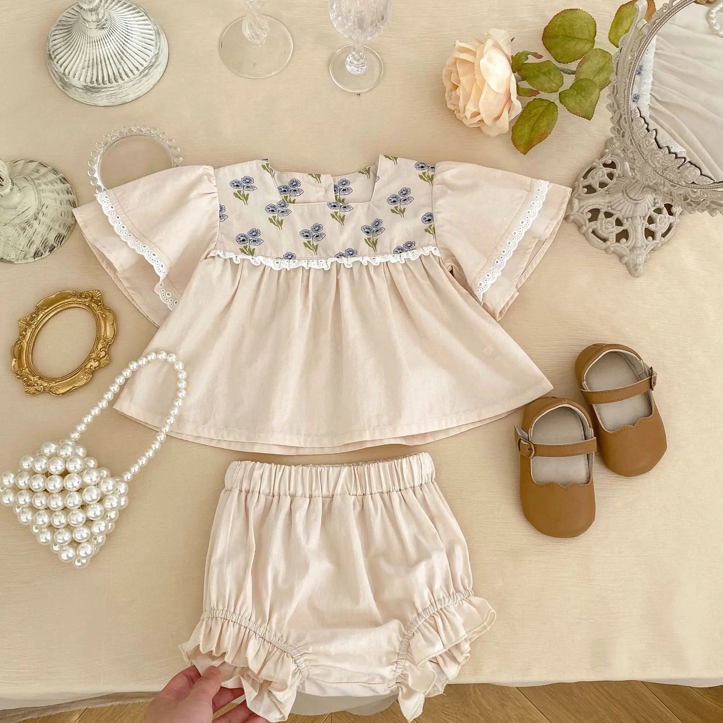 Summer new 0-3 year old baby clothing, baby girl bubble short sleeved square neck top+lace shorts