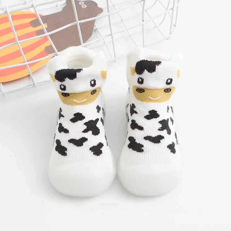 Baby Walking Shoes Soft Bottom Indoor Floor Shoes Anti-Slip Boys And Girls Six to Twelve Months Old Toddler Shoes Comfortable