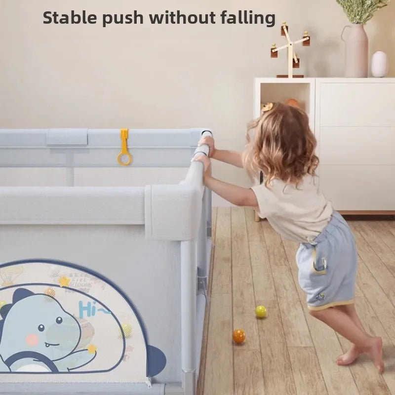 Parc de jeux sécurisé pour enfants avec barrière de sécurité et tapis