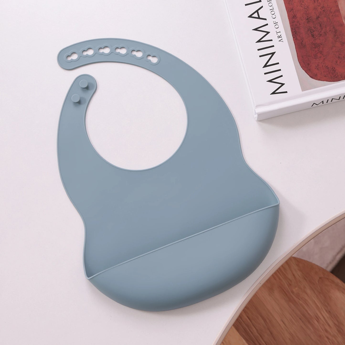 1PCS Colorful Baby Bib Adjustable Waterproof Silicone Feeding Bib BPA Free Newborn Drool Bib Soft Saliva Towel Kids Essentials