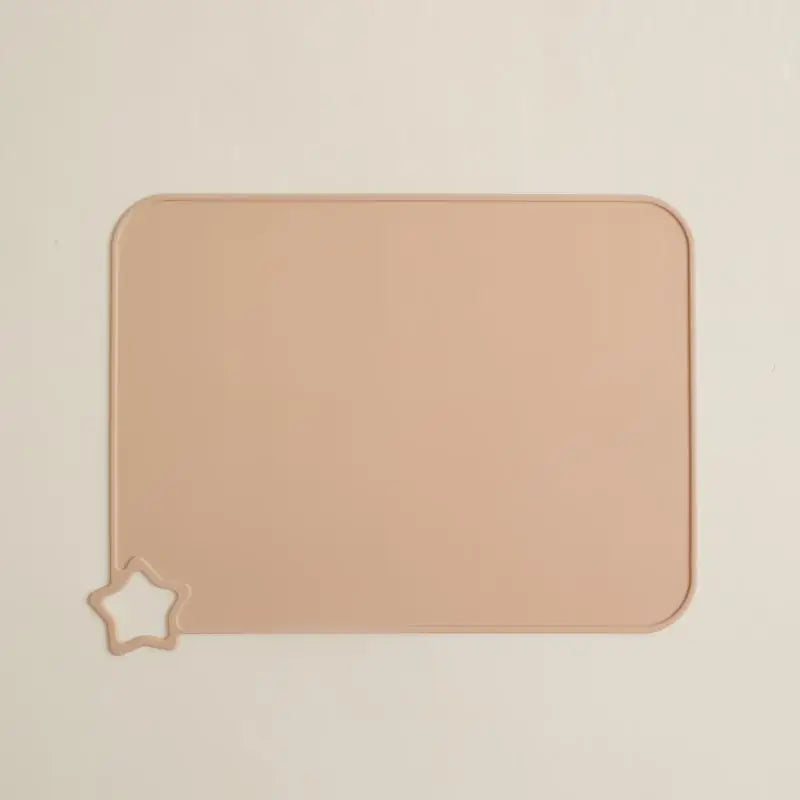 Solid color silicone meal mat, children's food grade silicone meal mat, anti slip and heat-resistant