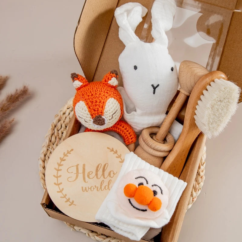 7-Piece Newborn Baby Gift Set – Double-Sided Blanket, Rattle & Bath Essentials