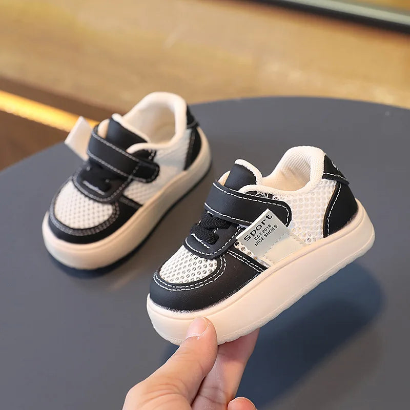 Kids Mesh Sports Shoes Boys Casual Sneakers Spring Summer Non Slip Girls Board Shoes Children Soft Soled Baby Toddlers Shoes