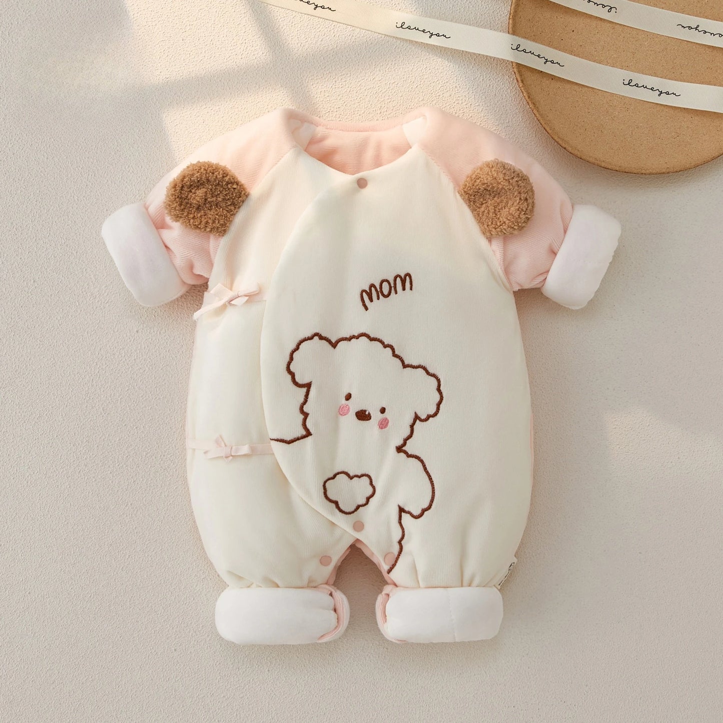 Body bébé automne-hiver en coton à manches longues et motif ours mignon, chaud et confortable, idéal pour les petits garçons et les petites filles.