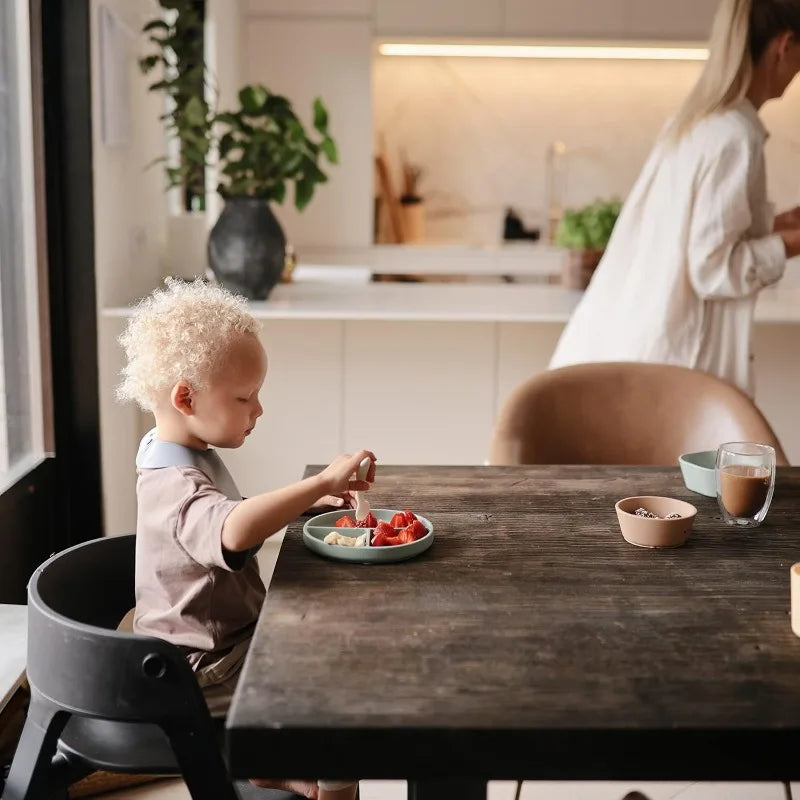New Hot Adjustable Fit Waterproof Silicone Baby Bib with Crumb Catcher Pocket Easy To Clean and Comfortable To Wear
