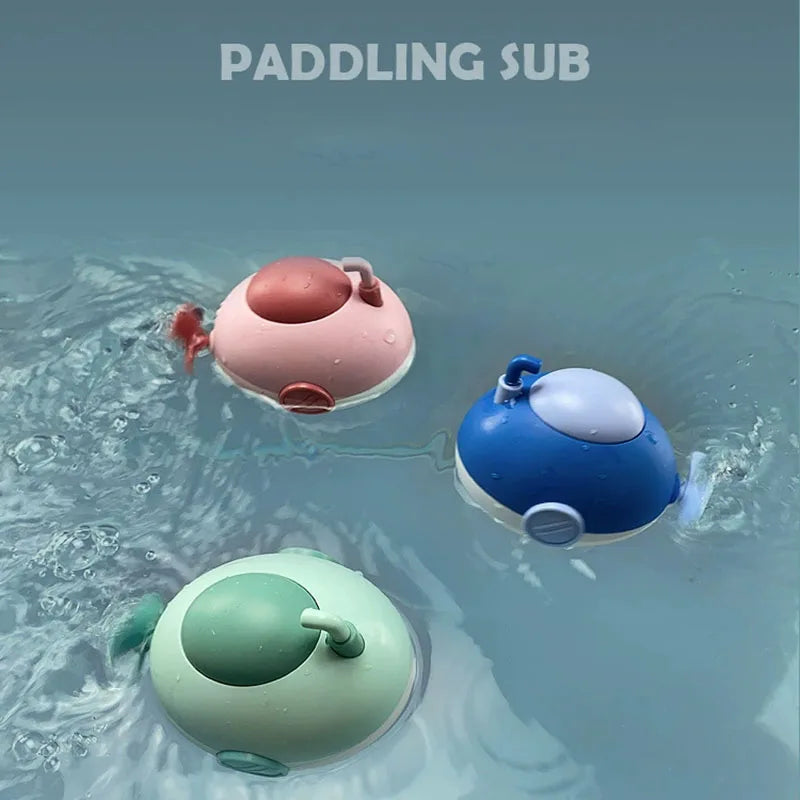 Baby takes a bath and plays in the water, Submarine, winding up animal chain, playing in the bathroom, children's toys
