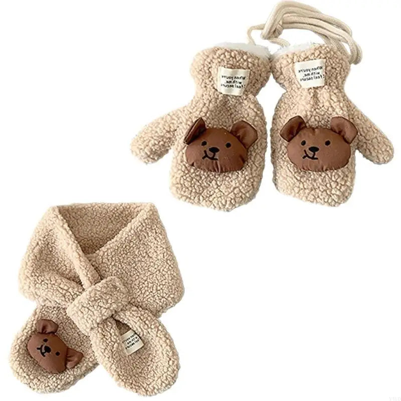 Y4UD Cosy Lamb Wool Kids Scarf and Gloves Set Baby Winter Essential with Cartoon Bear Designing for Warmth In Cold Weather