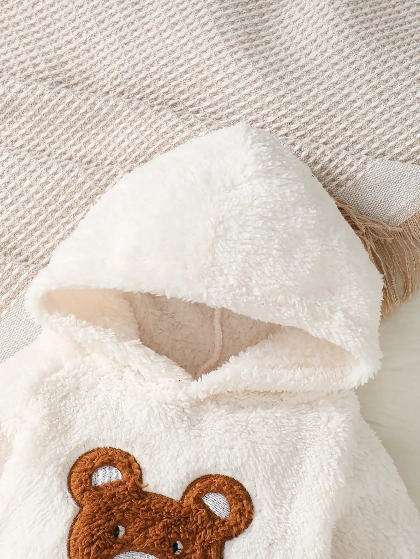 Baby Girl Winter 2PCS Set – Cute Little Bear Fur Travel Outfit