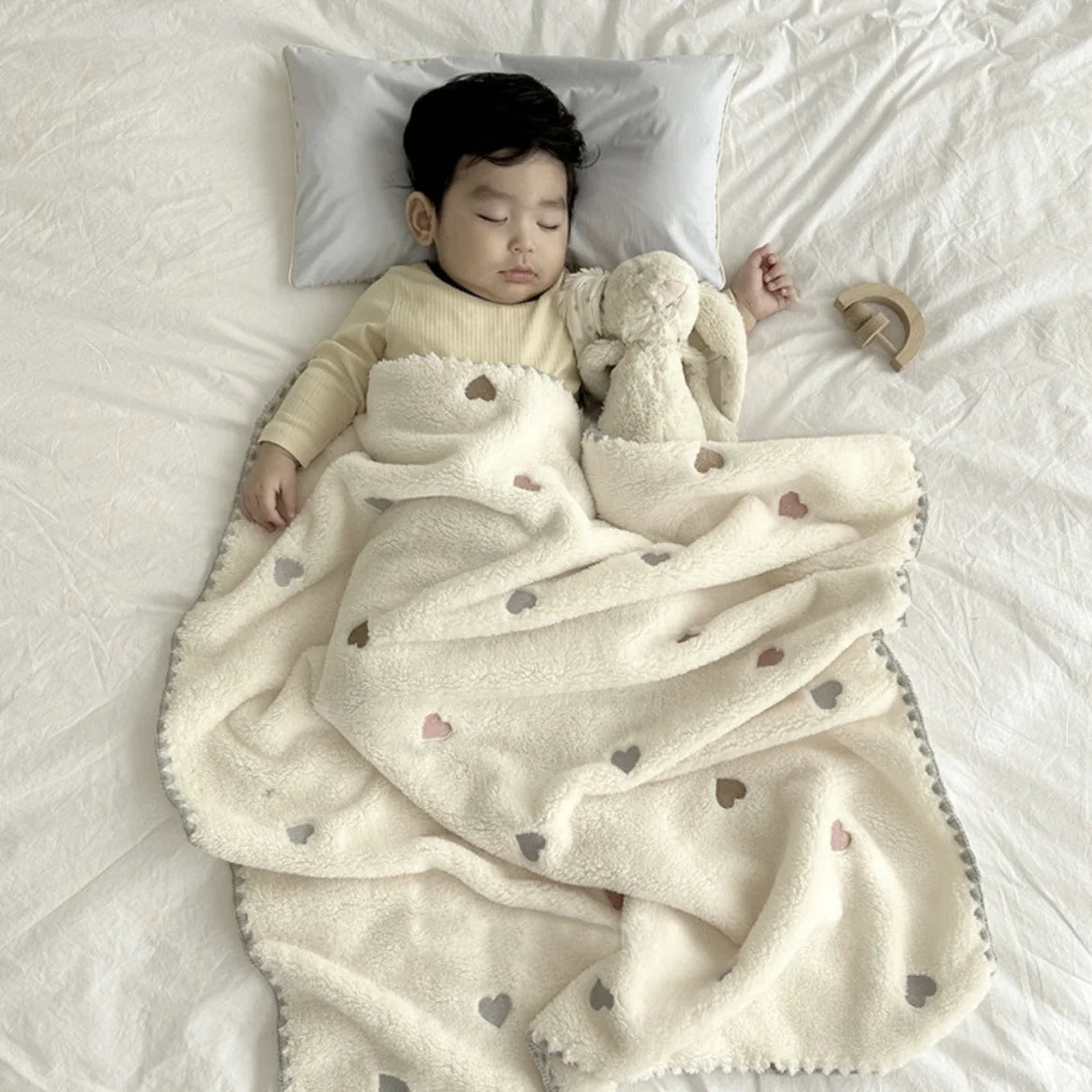 Cartoon Baby Blanket Soft Fleece Kindergarten Kids Quilt for Newborn Swaddling Blankets Stroller Cover Bedding Baby Items