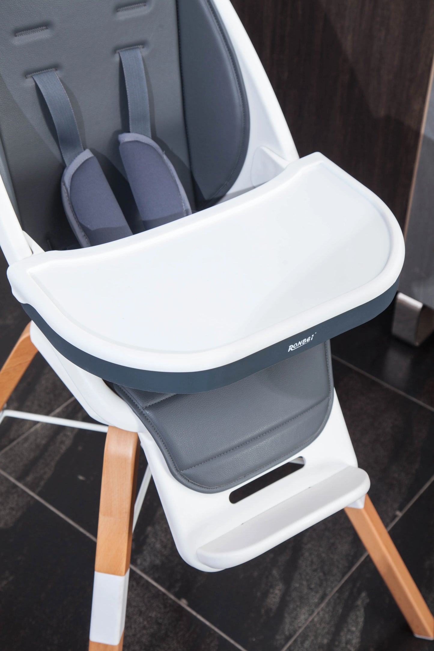 ASTM latest baby chair 360rotating high chair Detachable secure Wooden Baby Highchair