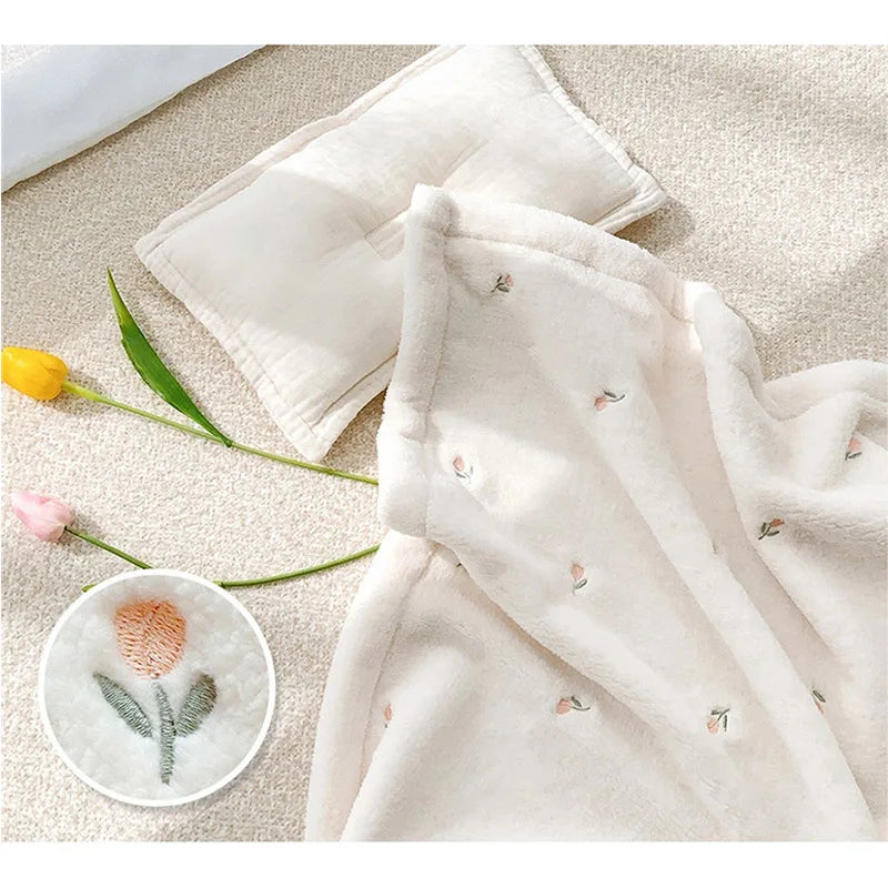 Couverture bébé en flanelle douce pour poussette, en polaire corail chaude, accessoires pour nourrissons, couverture d'emmaillotage