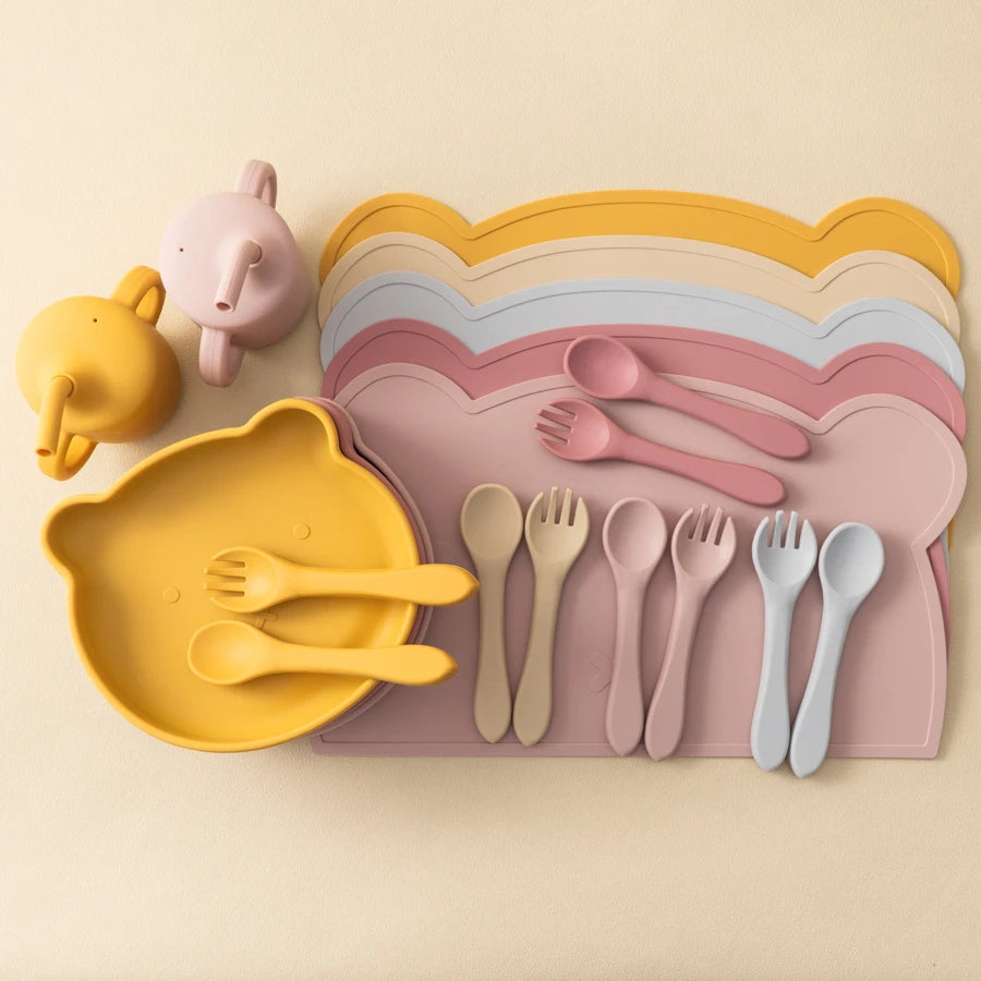 5PCS Baby Silicone Tableware Waterproof Placemat Soft Spoon Fork Suction Baby Dishes Sippy Cup Feeding Training Baby Dinner Set