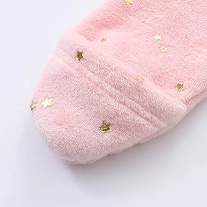 Boys & Girls Fleece-Lined Romper with Hat  for Autumn & Winter Infant Cute Star-Print Footed Onesie Halloween Warm Bodysuit