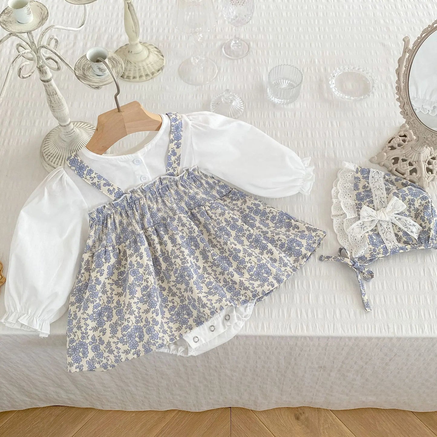 Autumn Baby Girl Outfit – Small Floral Princess Fake Two-Piece Triangle Set (0–3Y)