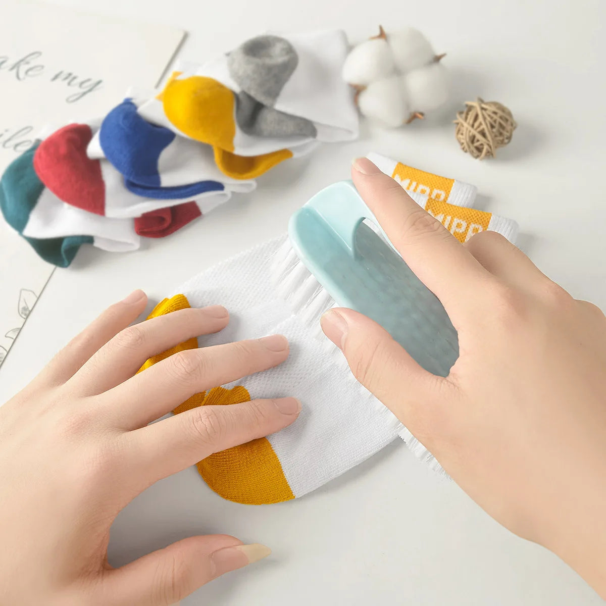 Chaussettes ultra-fines et respirantes pour enfants