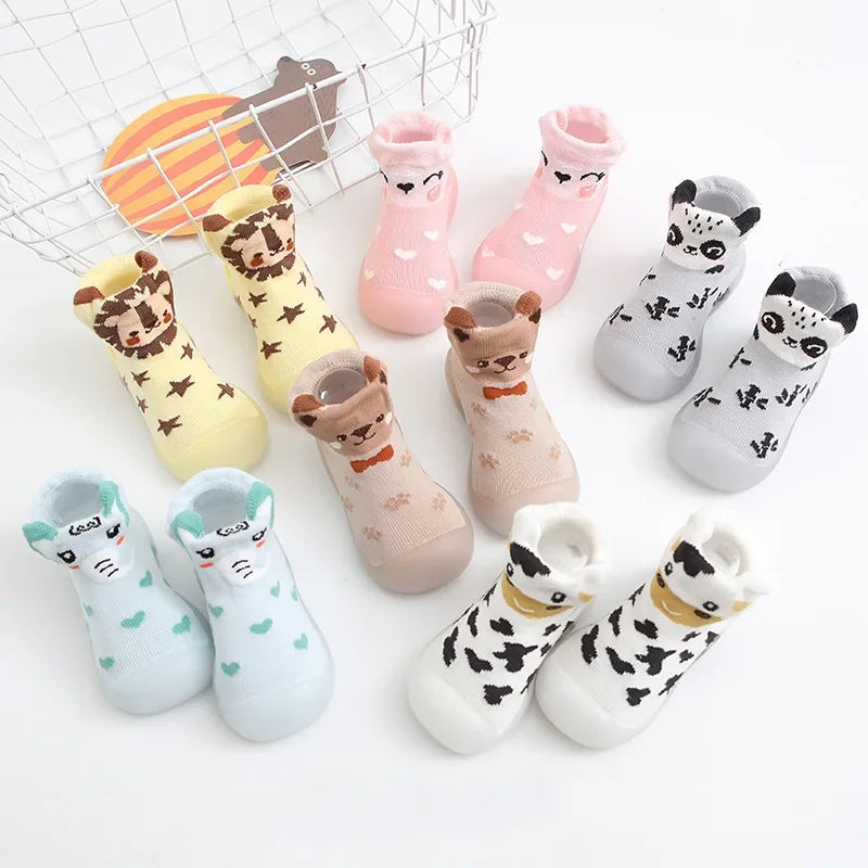 Baby Walking Shoes Soft Bottom Indoor Floor Shoes Anti-Slip Boys And Girls Six to Twelve Months Old Toddler Shoes Comfortable