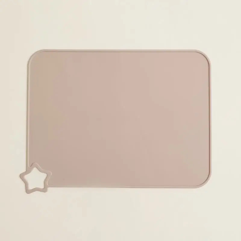 Solid color silicone meal mat, children's food grade silicone meal mat, anti slip and heat-resistant